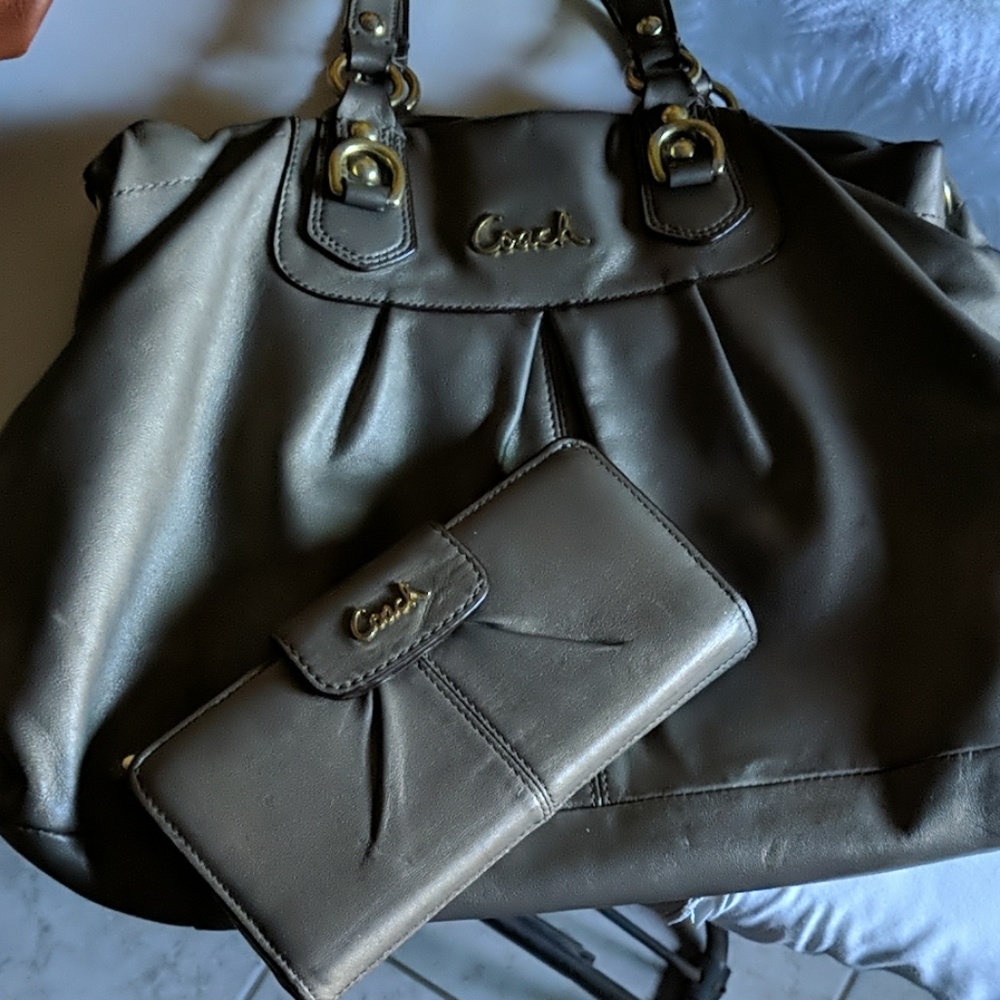 Coach wallet